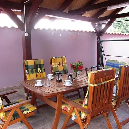 Guest house Mara Malinska