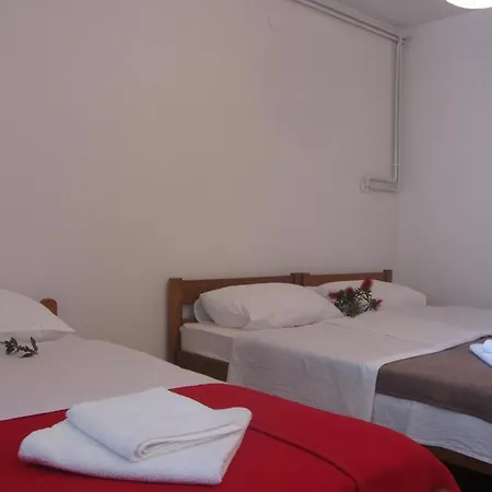 Mara Guest house