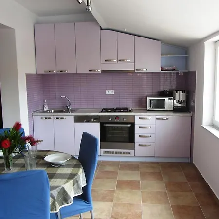 Mara Guest house