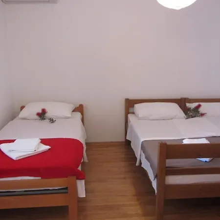 Mara Guest house