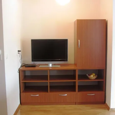 Mara Guest house